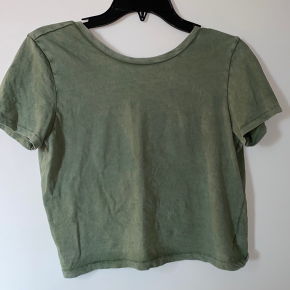 American Eagle Outfitters Tops - American Eagle Twist Back Short Sleeve T-Shirt